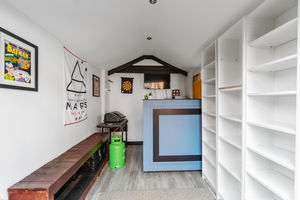 Photo 40- click for photo gallery